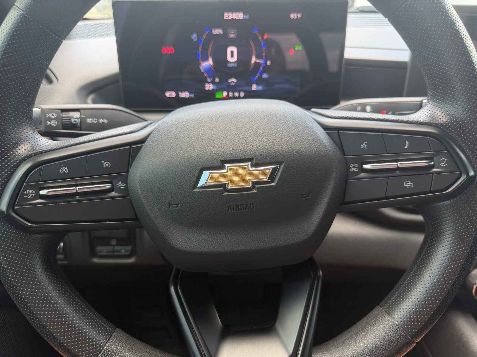 Thumbnail: 2024 Chevrolet Silverado EV - 5