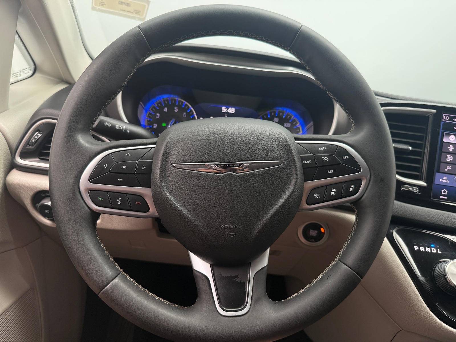 Thumbnail: 2024 Chrysler Pacifica - 4