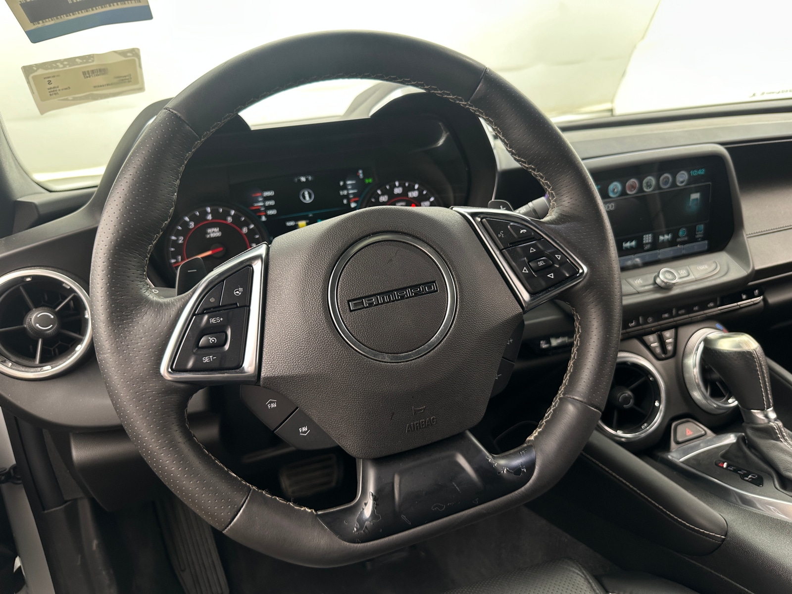 Thumbnail: 2018 Chevrolet Camaro - 3