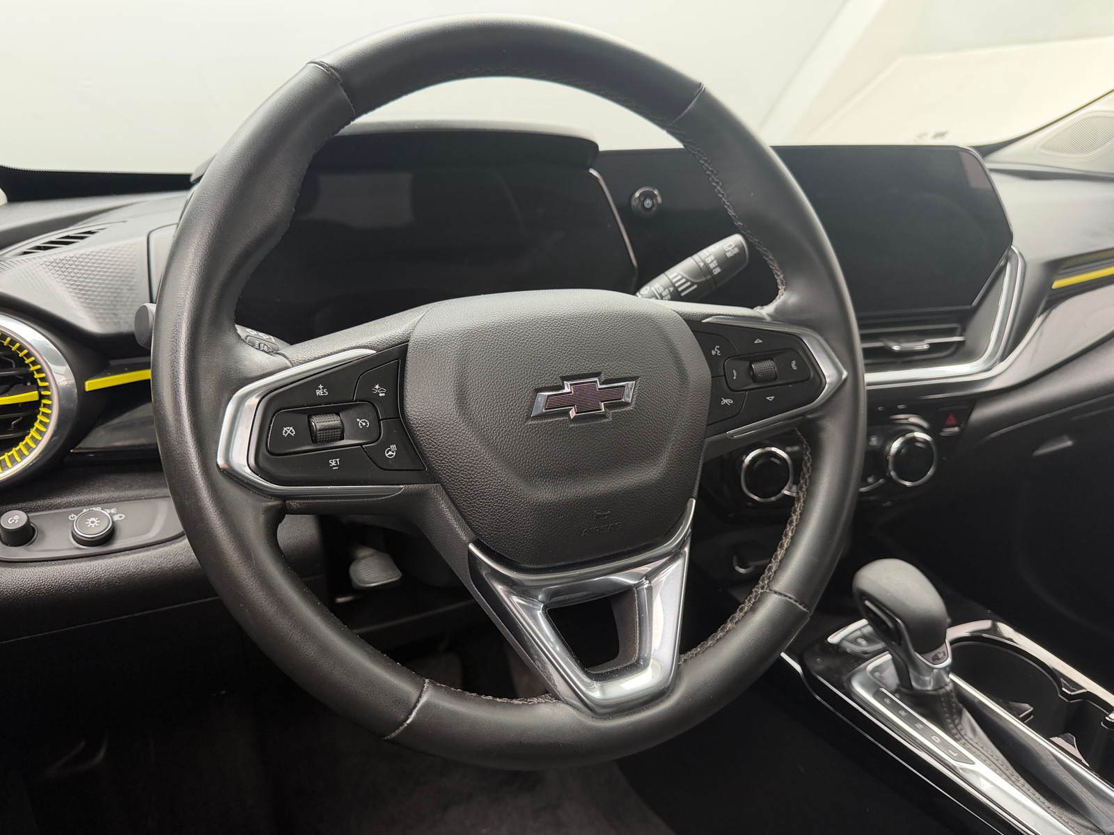 Thumbnail: 2024 Chevrolet Trax - 4