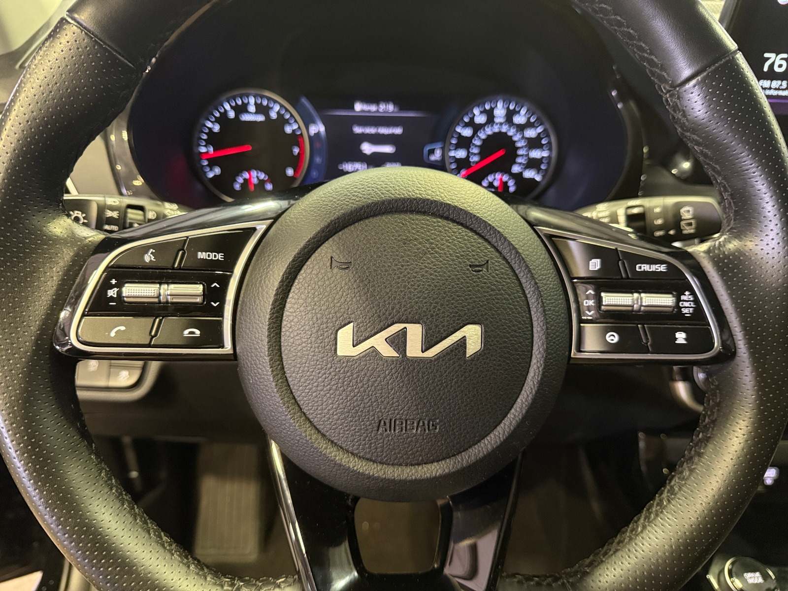 Thumbnail: 2022 Kia Seltos - 4