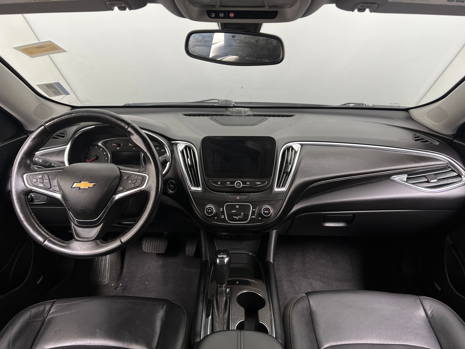 Thumbnail: 2017 Chevrolet Malibu - 2