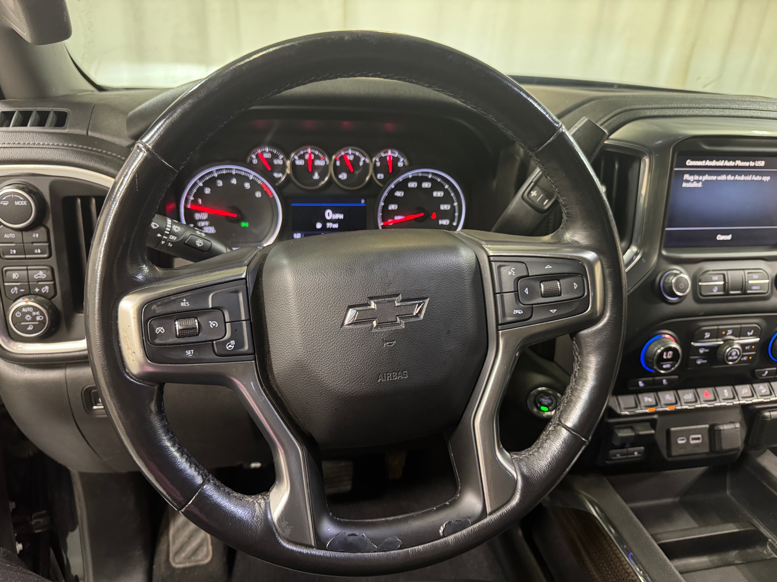 Thumbnail: 2020 Chevrolet Silverado 1500 - 5