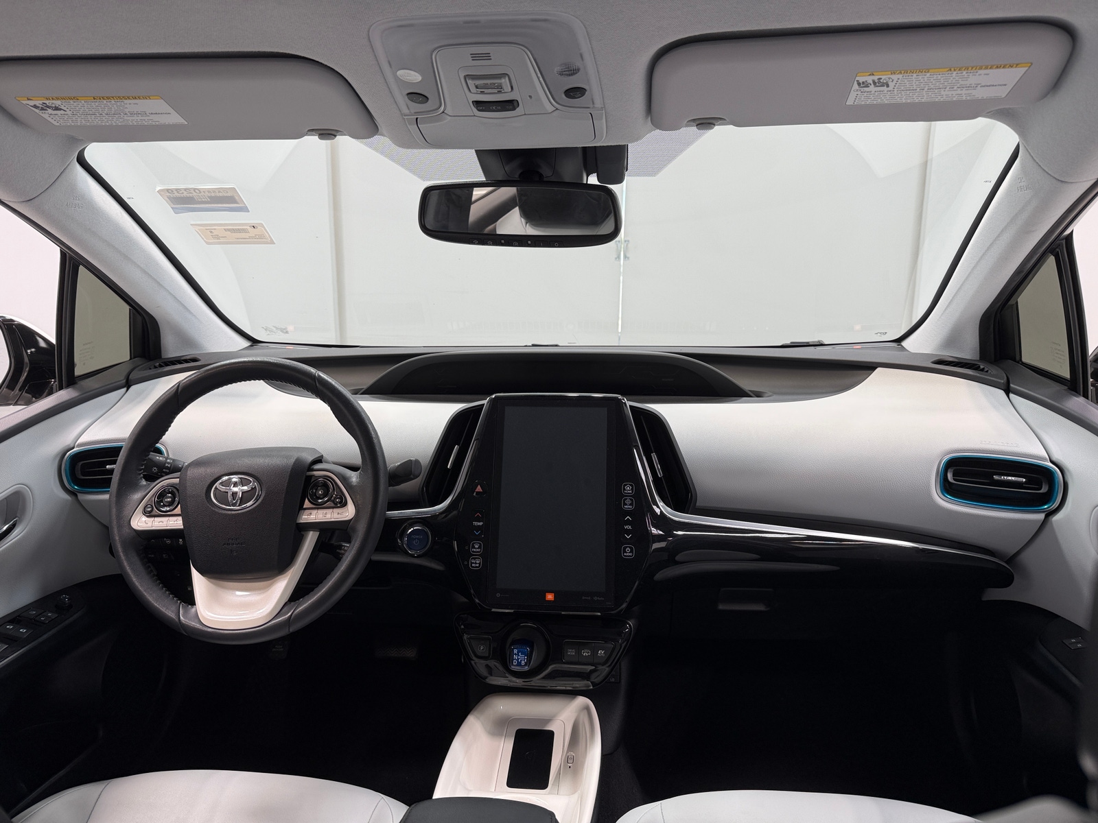 Thumbnail: 2017 Toyota Prius Prime - 3