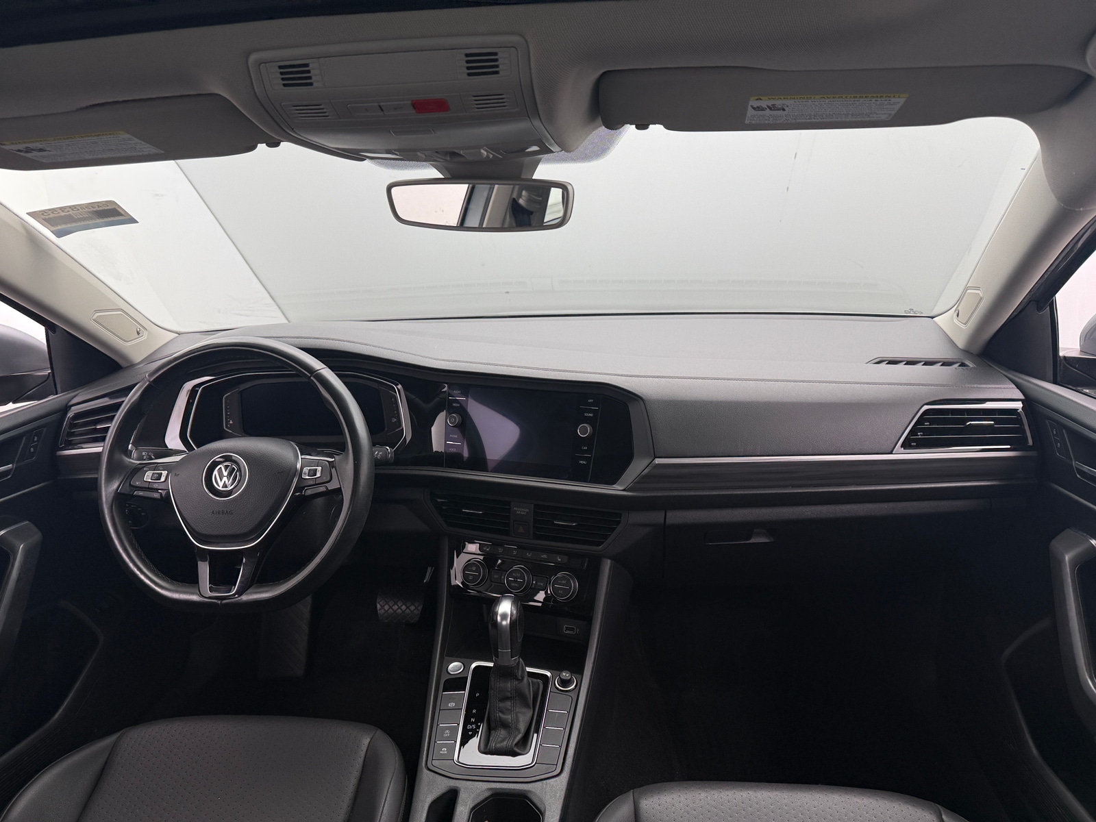 Thumbnail: 2019 Volkswagen Jetta - 2