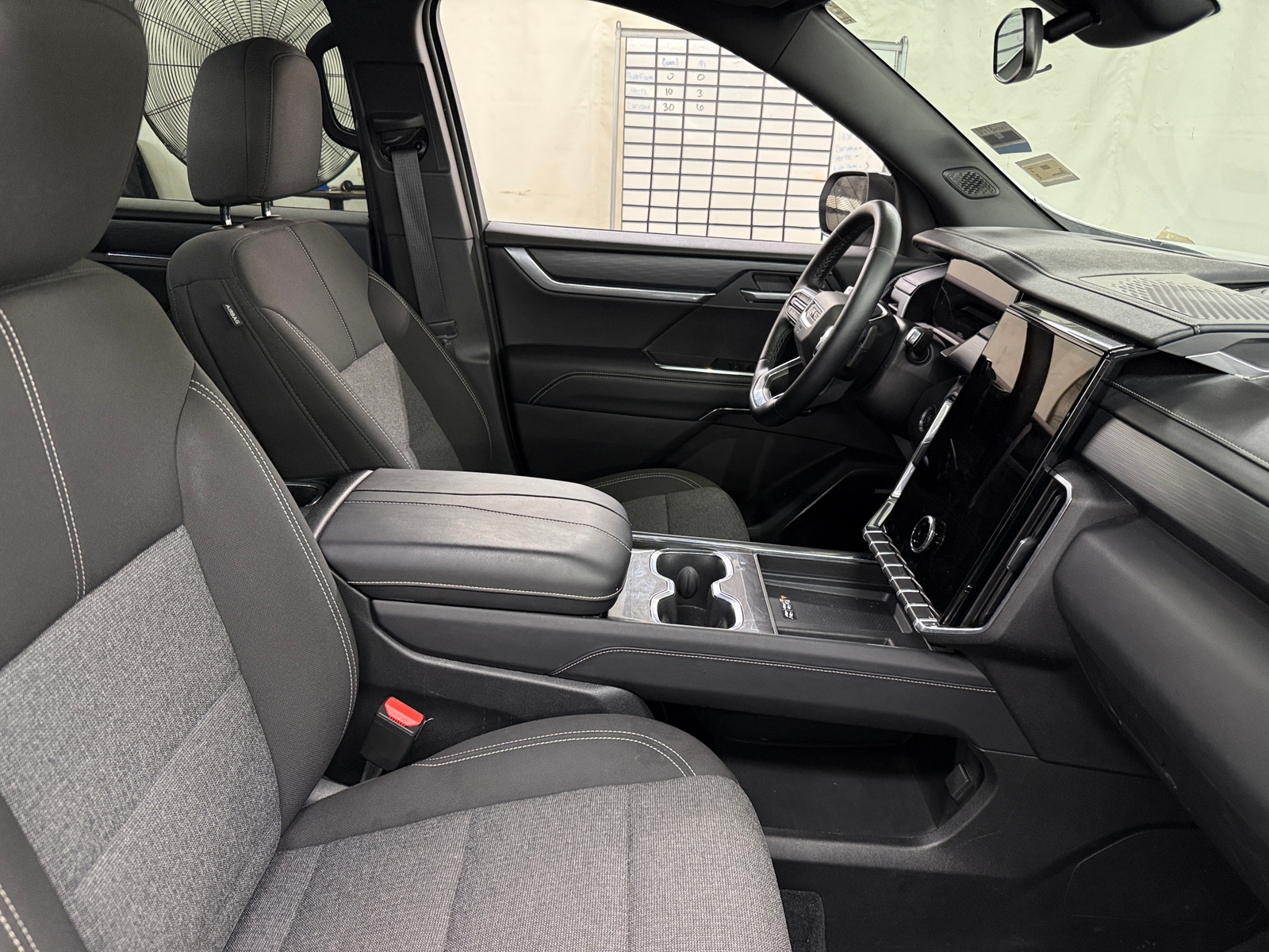Thumbnail: 2025 GMC Acadia - 2