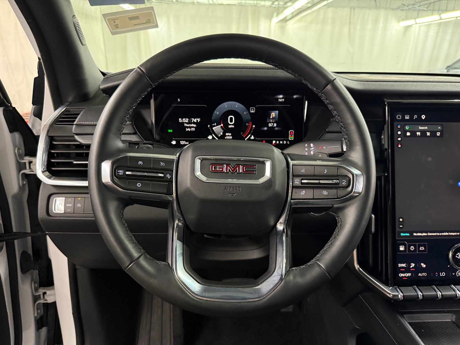 Thumbnail: 2025 GMC Acadia - 5