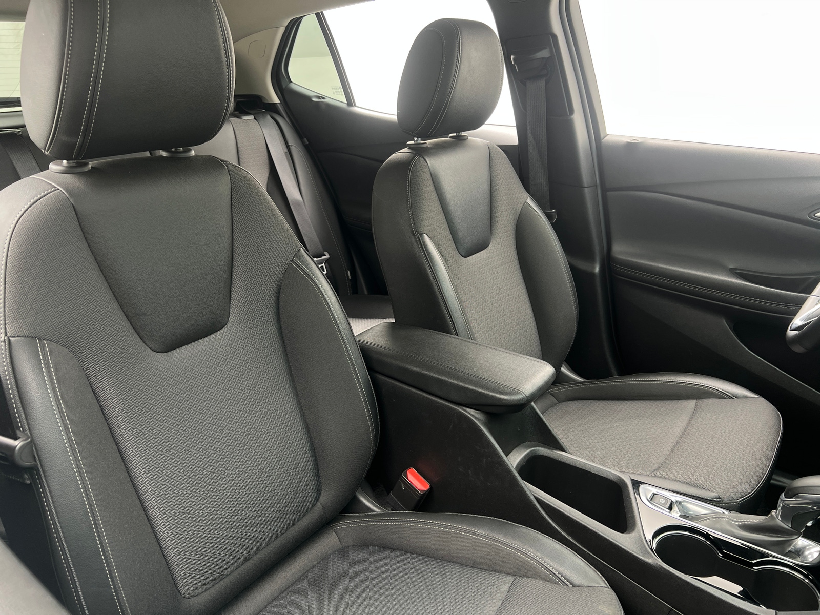 Thumbnail: 2025 Buick Encore GX - 2