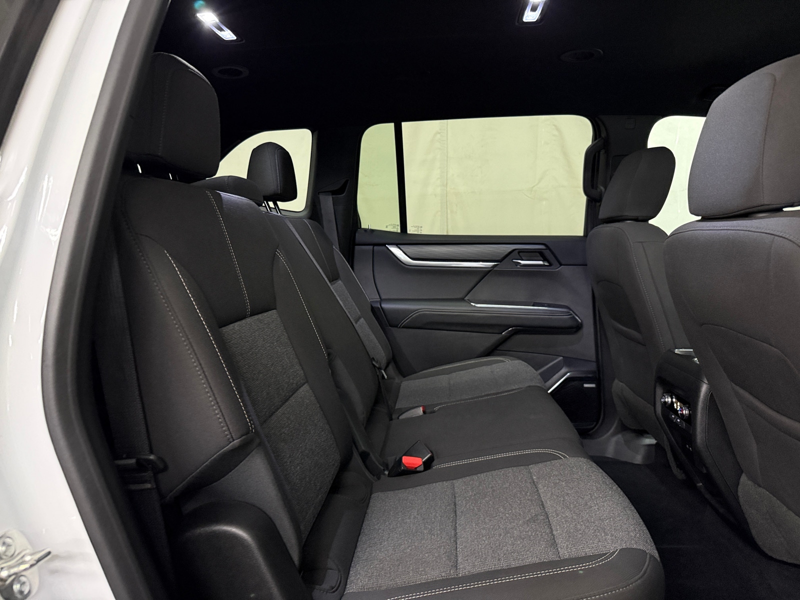 Thumbnail: 2025 GMC Acadia - 6