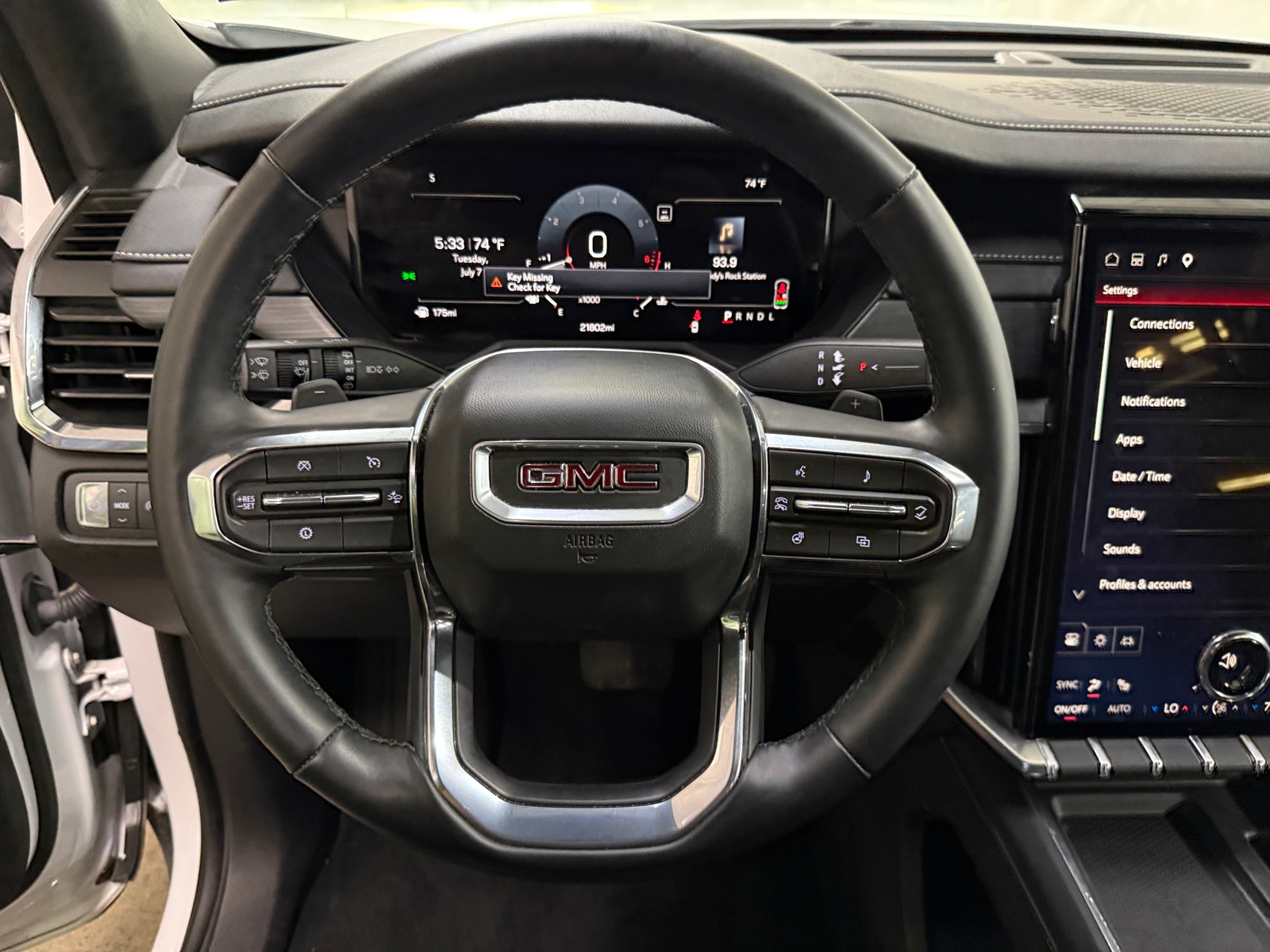 Thumbnail: 2025 GMC Acadia - 5