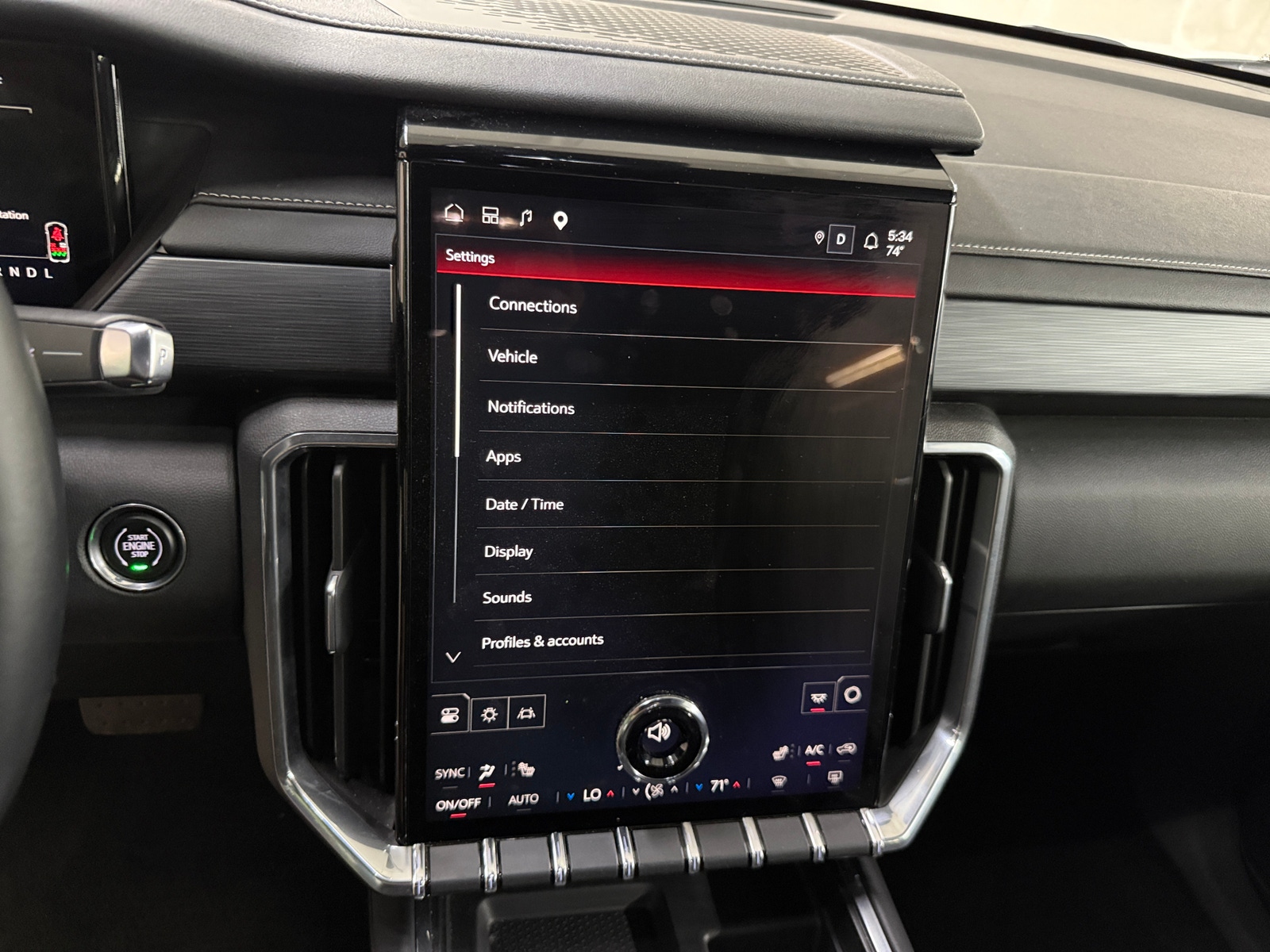 Thumbnail: 2025 GMC Acadia - 4
