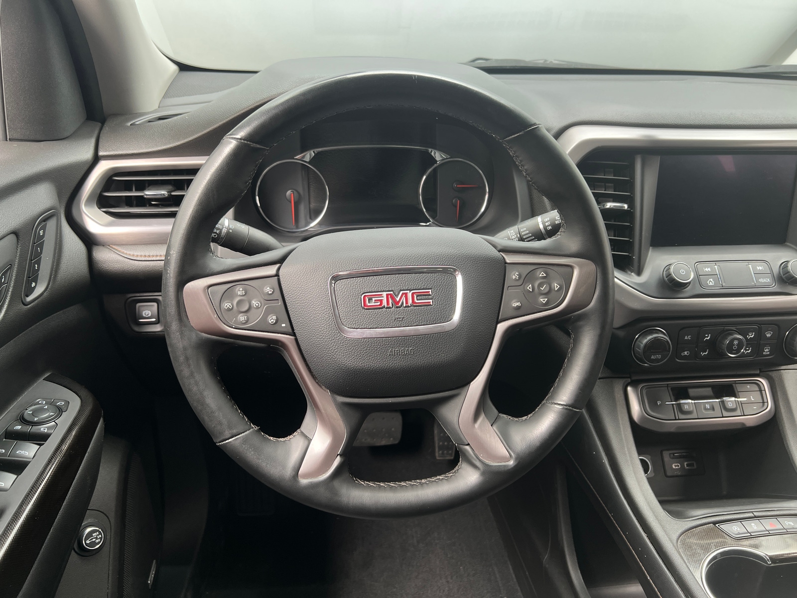 Thumbnail: 2023 GMC Acadia - 5