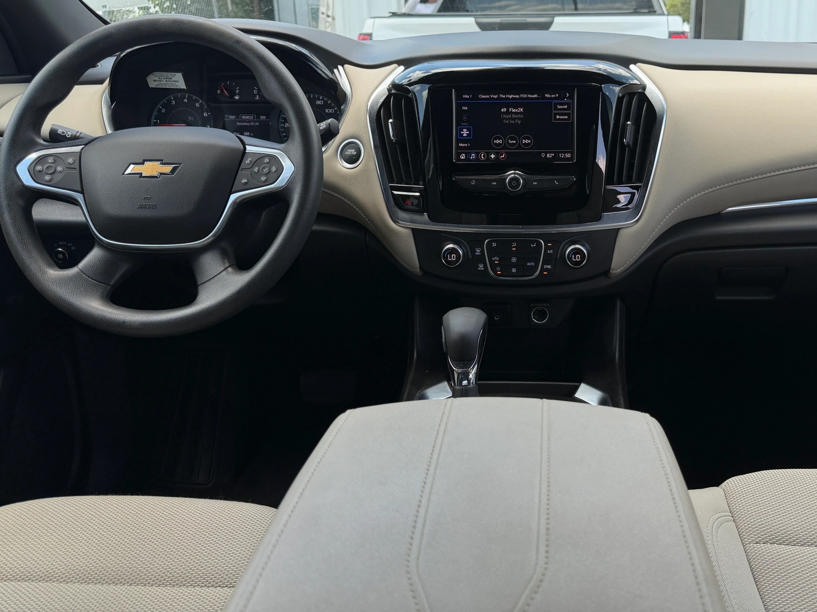Thumbnail: 2022 Chevrolet Traverse - 3