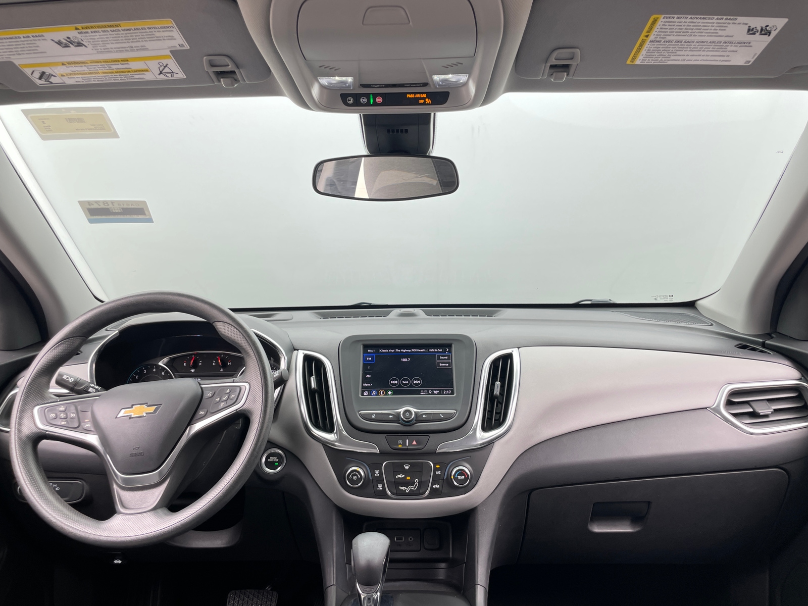 Thumbnail: 2023 Chevrolet Equinox - 3