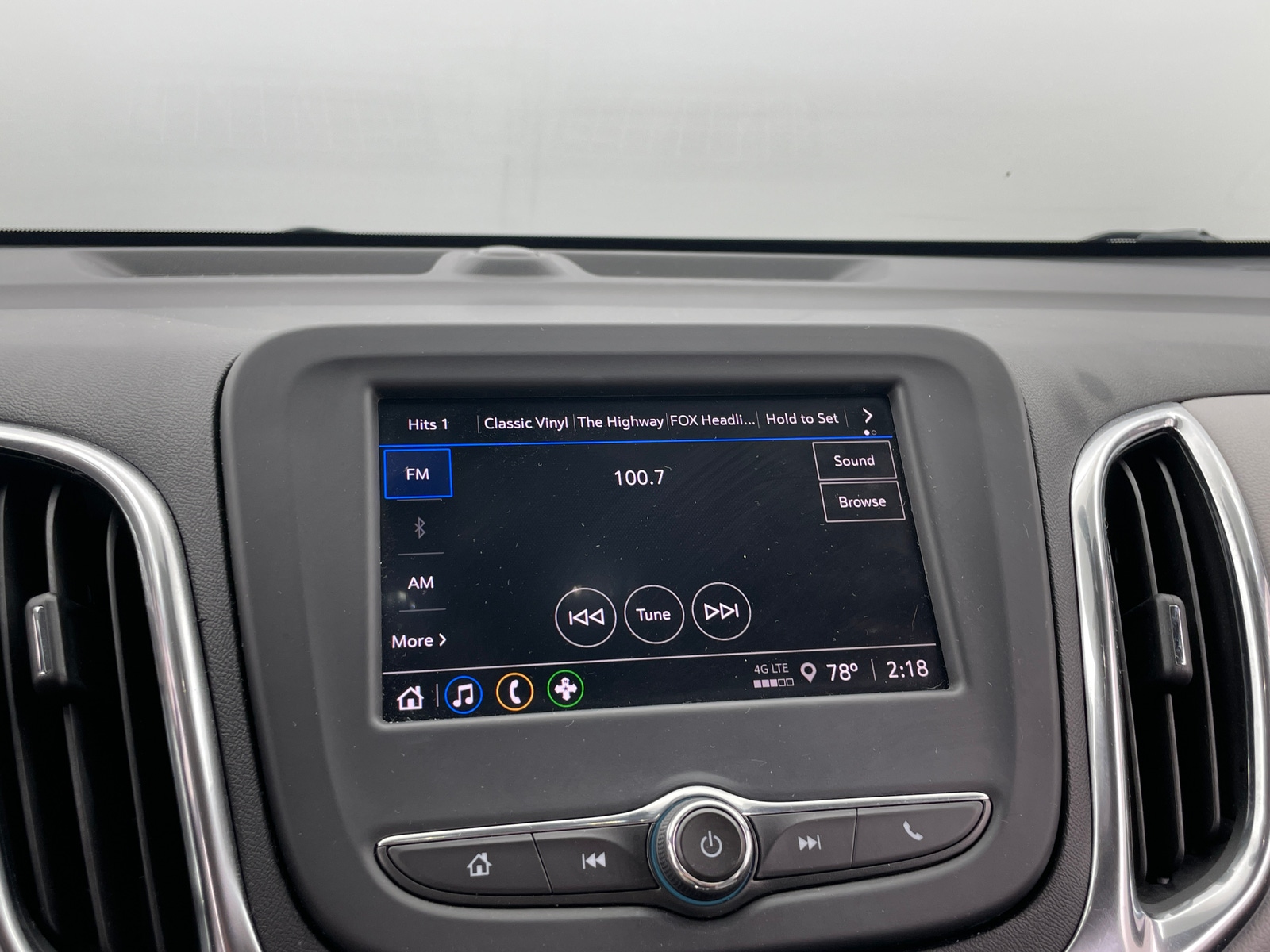 Thumbnail: 2023 Chevrolet Equinox - 4