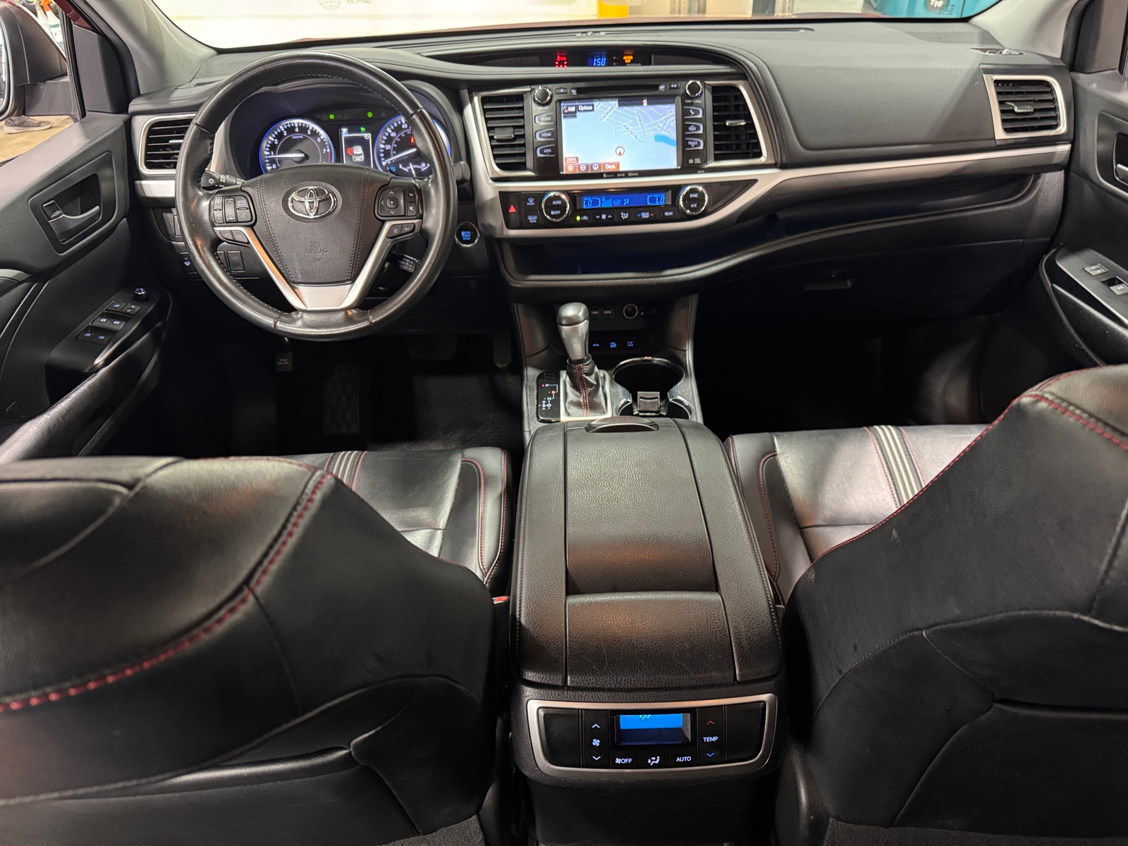 Thumbnail: 2019 Toyota Highlander - 2