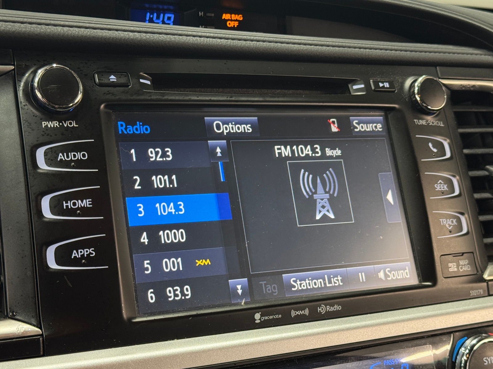 Thumbnail: 2019 Toyota Highlander - 3