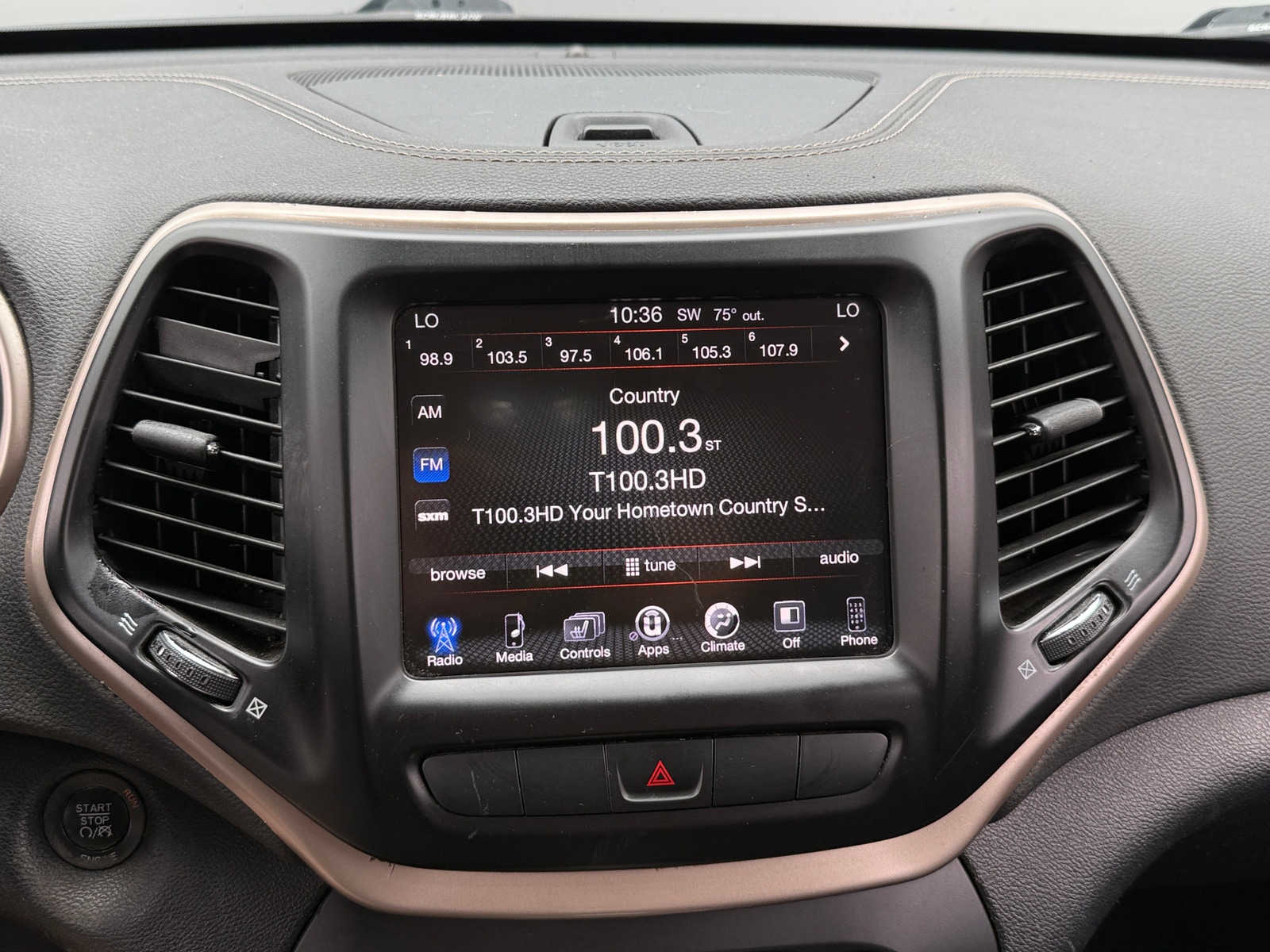 Thumbnail: 2014 Jeep Cherokee - 3