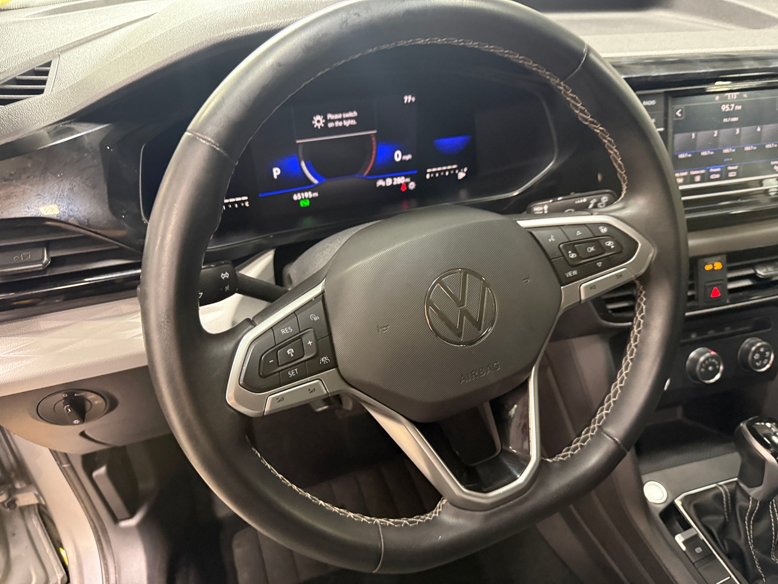 Thumbnail: 2022 Volkswagen Taos - 5
