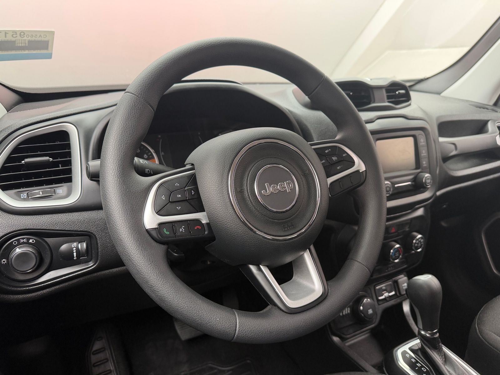 Thumbnail: 2020 Jeep Renegade - 5