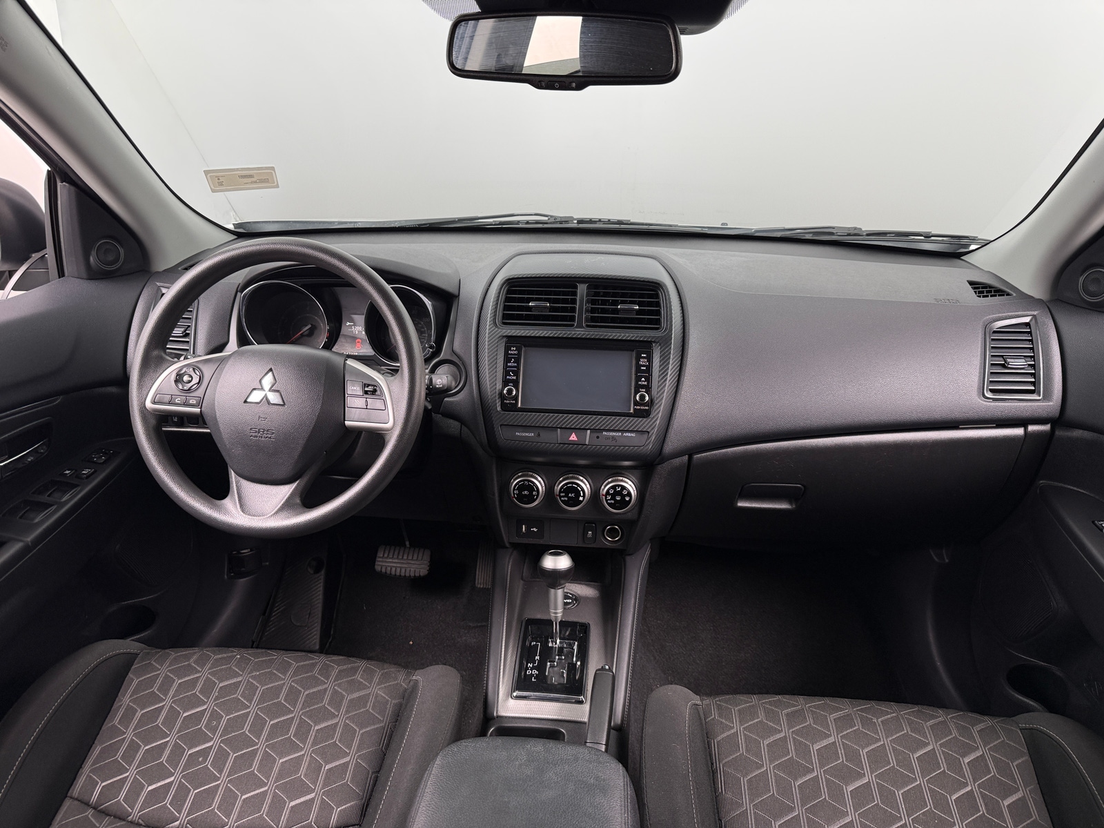 Thumbnail: 2024 Mitsubishi Outlander Sport - 3