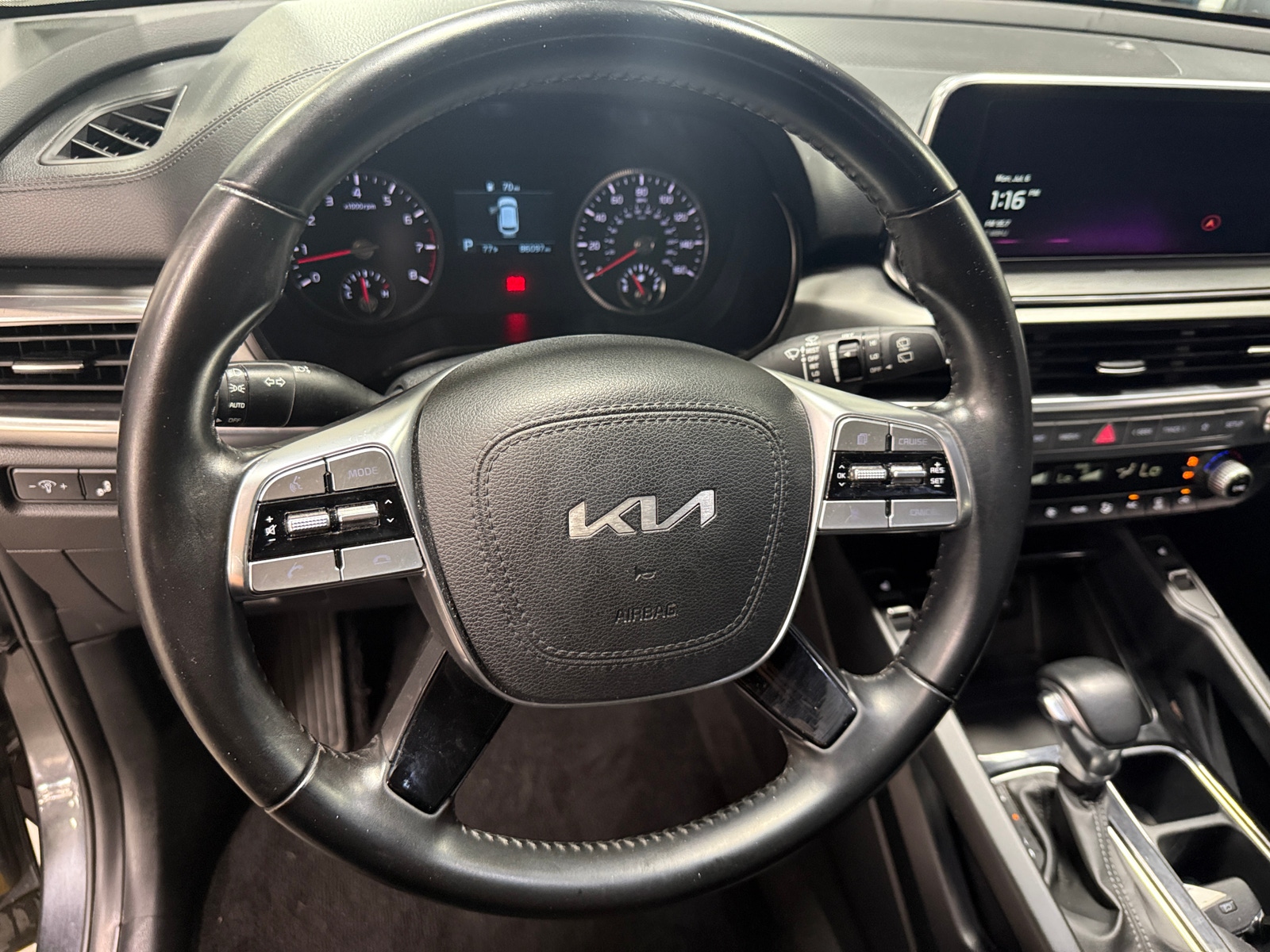 Thumbnail: 2022 Kia Telluride - 4