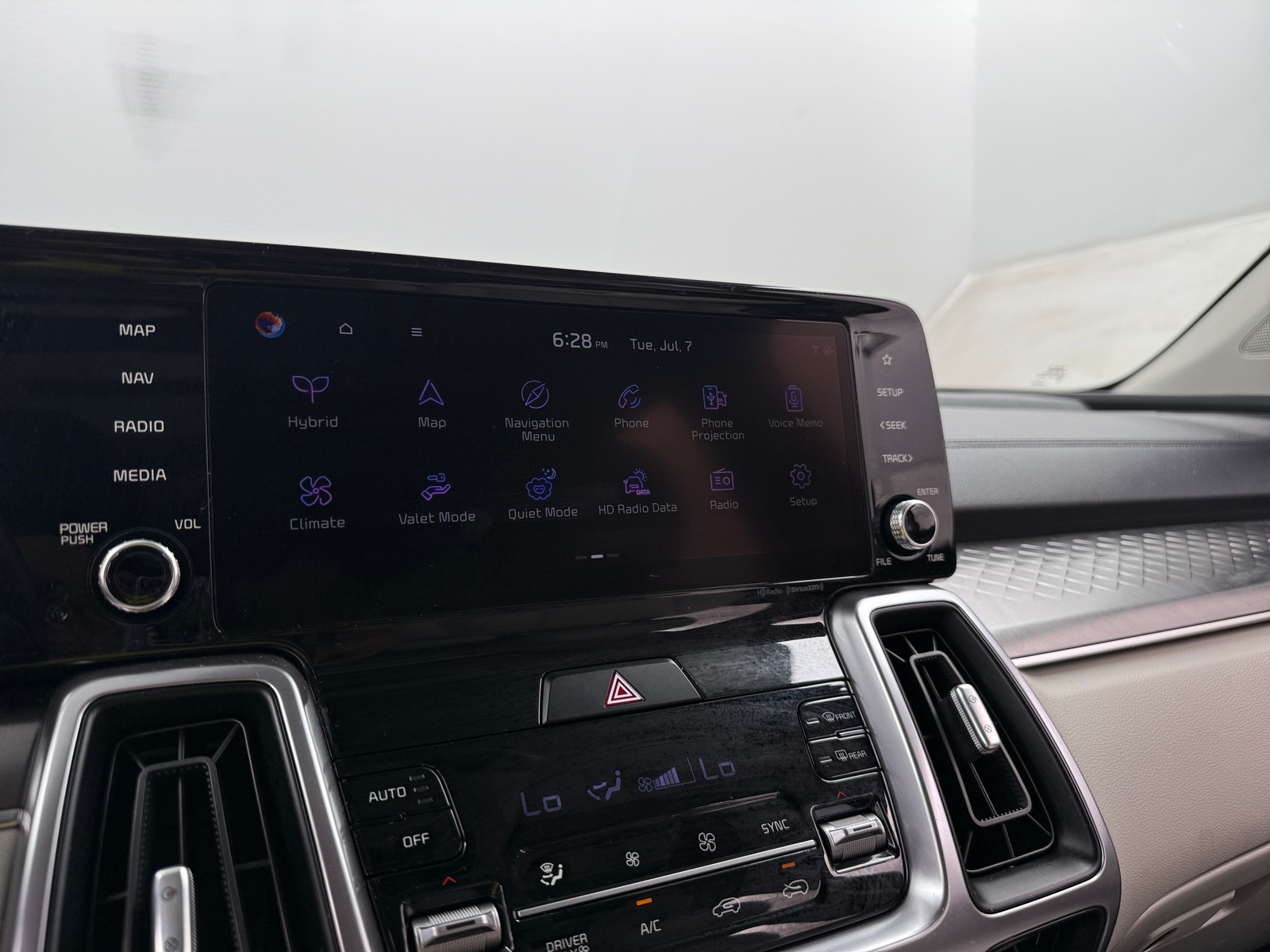 Thumbnail: 2023 Kia Sorento - 3