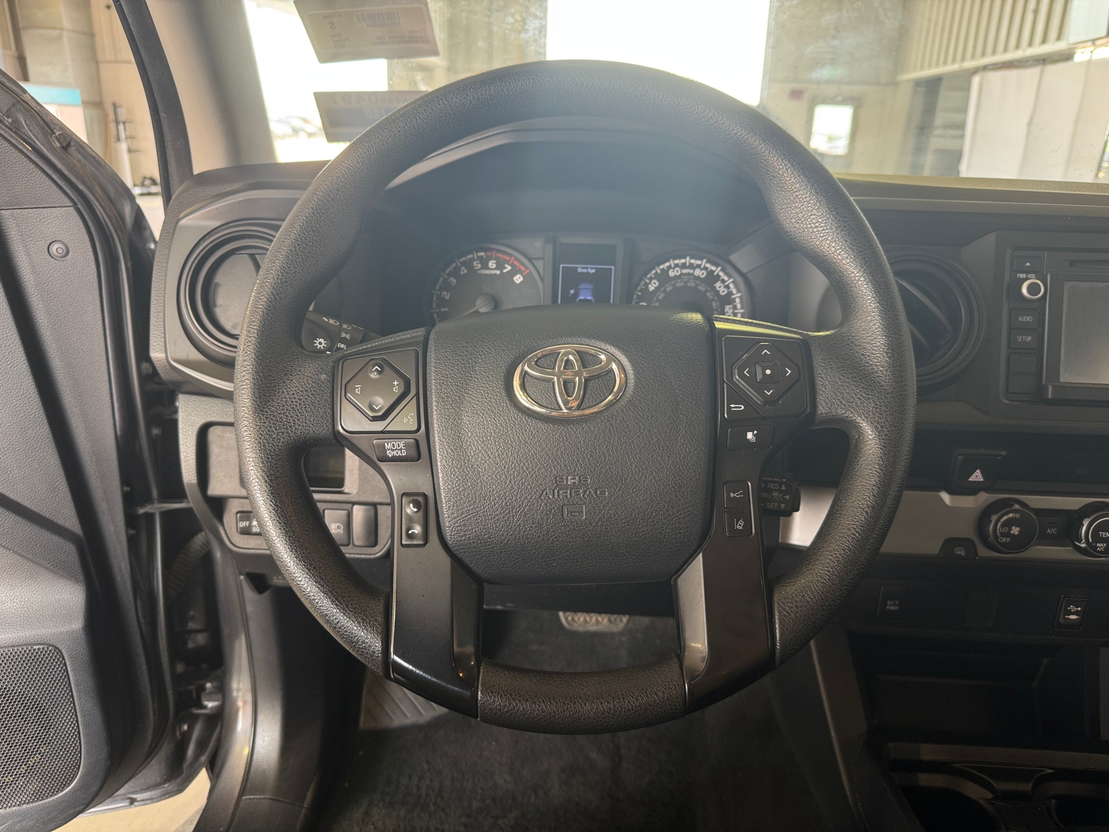 Thumbnail: 2019 Toyota Tacoma - 5