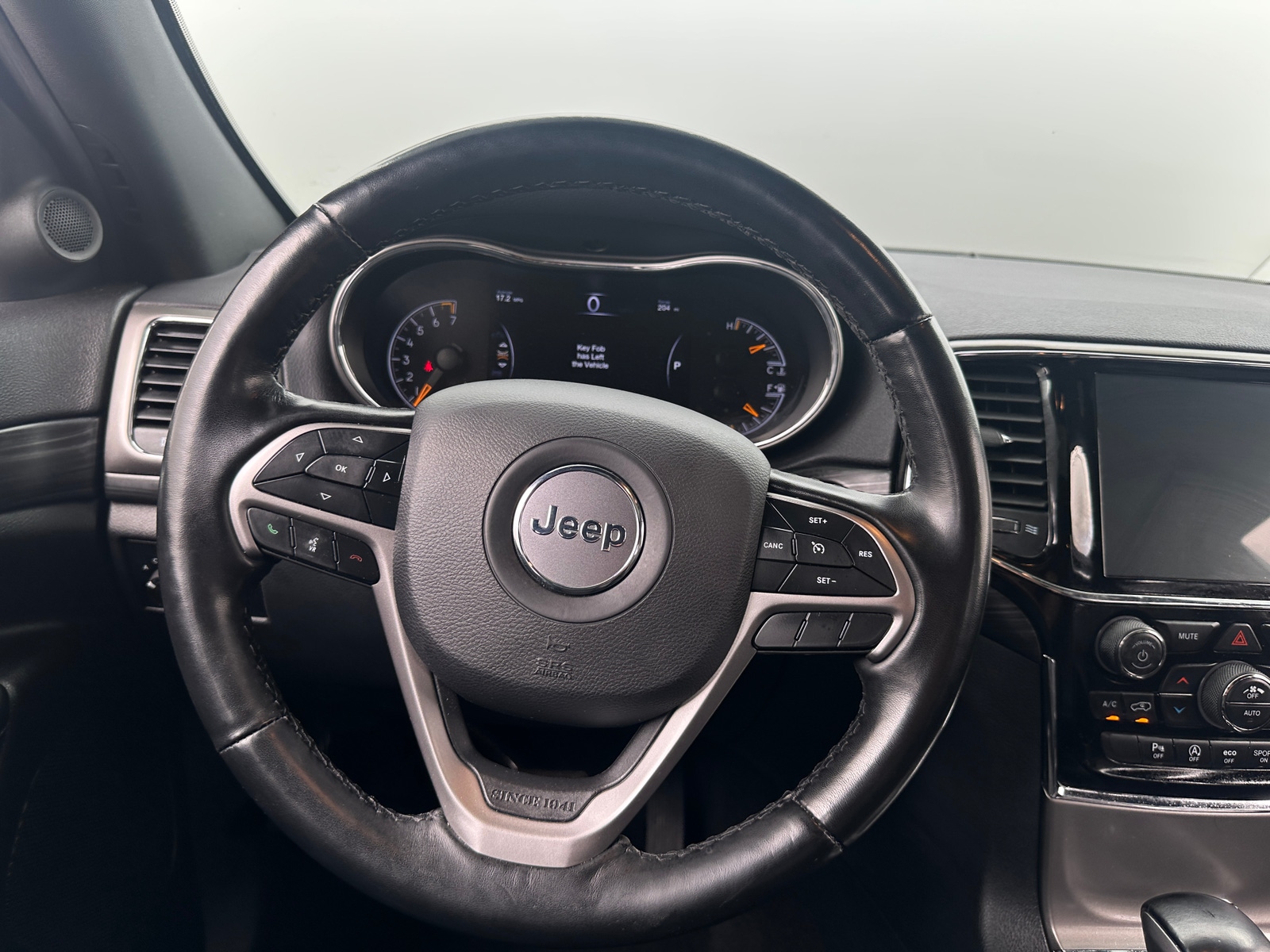 Thumbnail: 2020 Jeep Grand Cherokee - 4