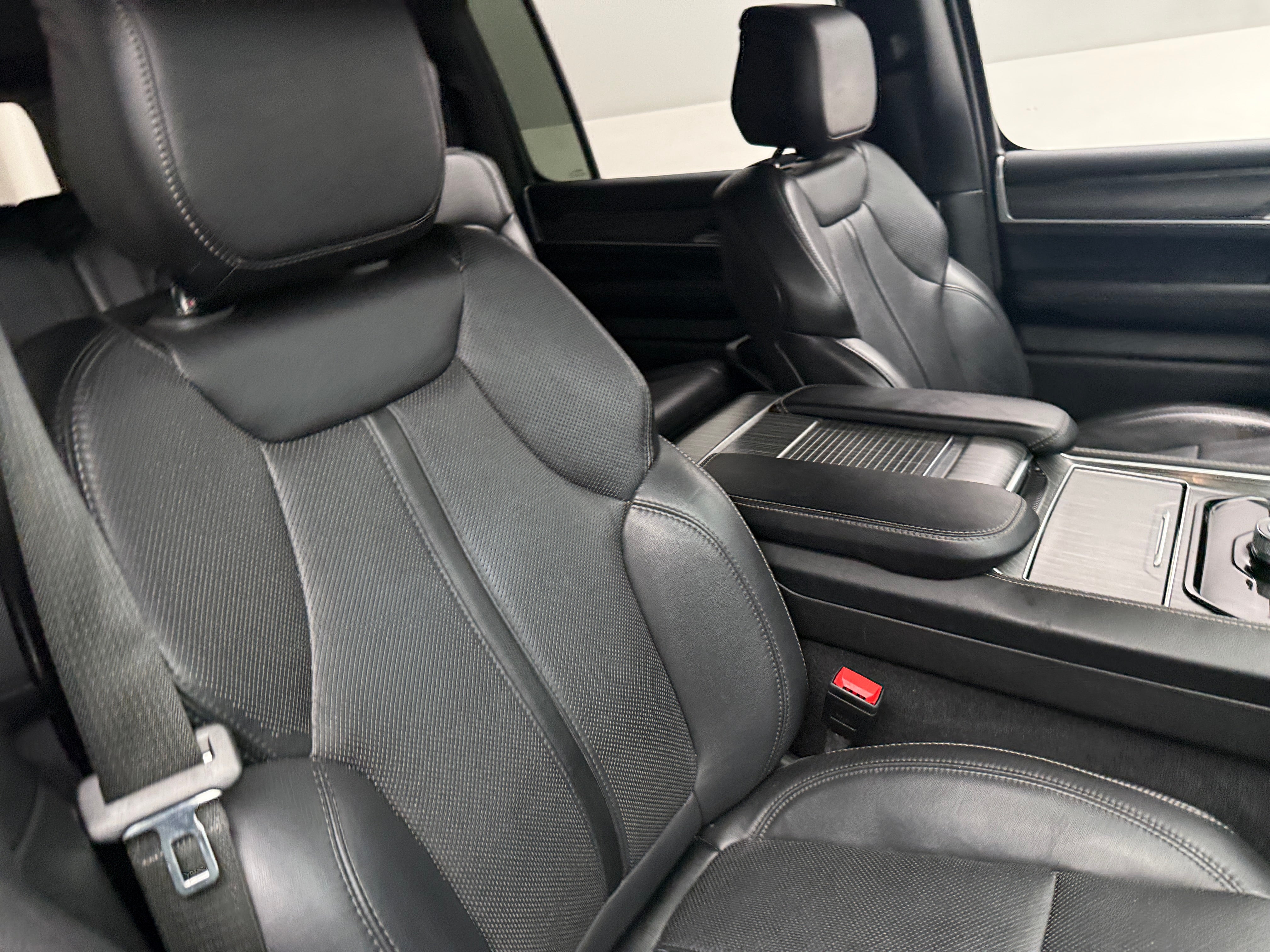 2024 Jeep Wagoneer L