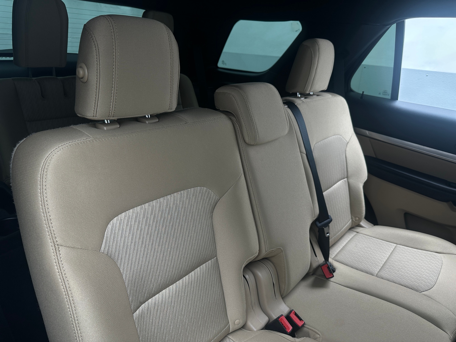 Thumbnail: 2016 Ford Explorer - 6