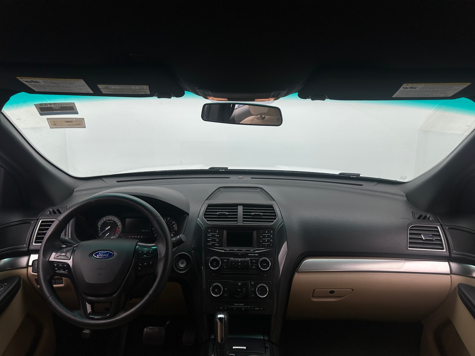Thumbnail: 2016 Ford Explorer - 3