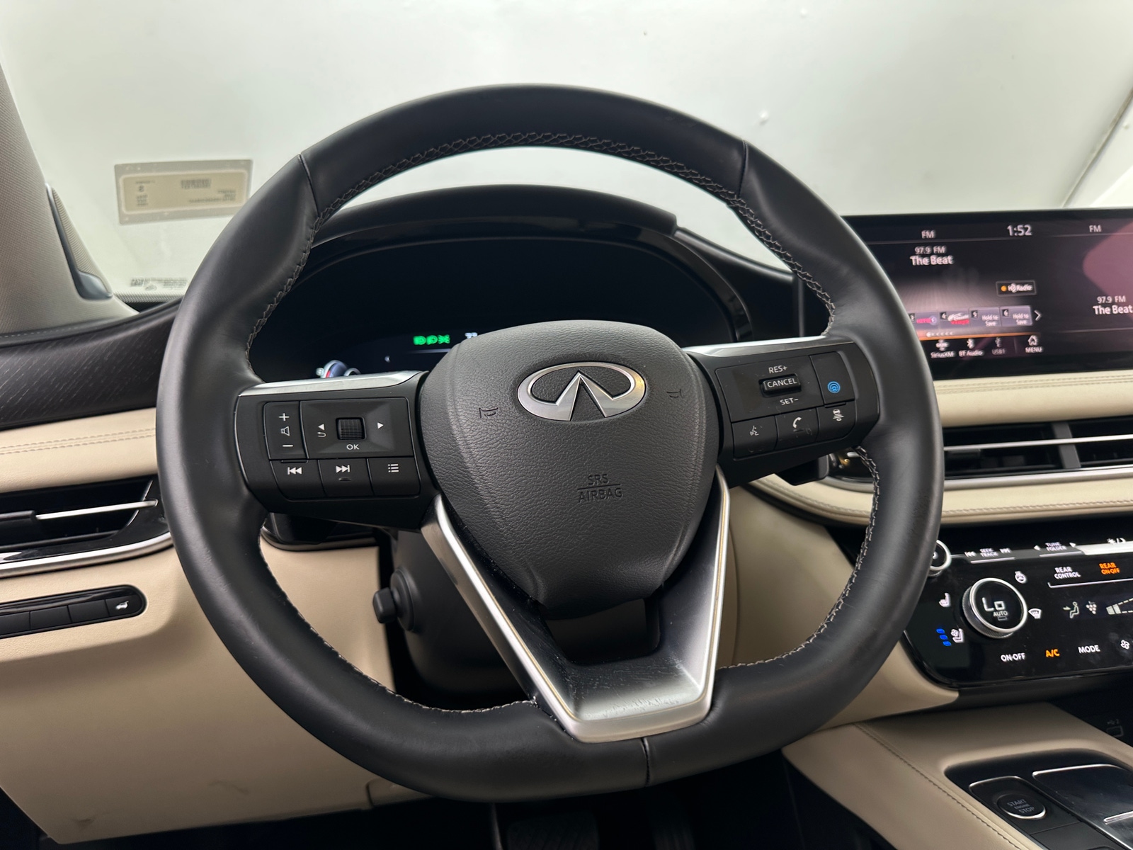 Thumbnail: 2025 INFINITI QX60 - 4