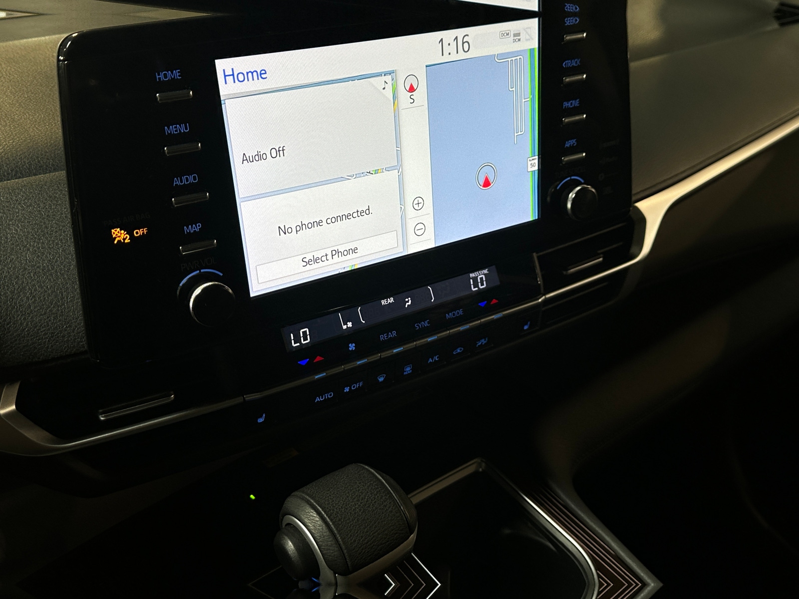 Thumbnail: 2023 Toyota Sienna - 3