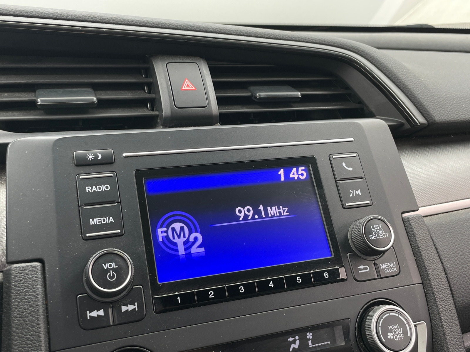Thumbnail: 2018 Honda Civic - 3