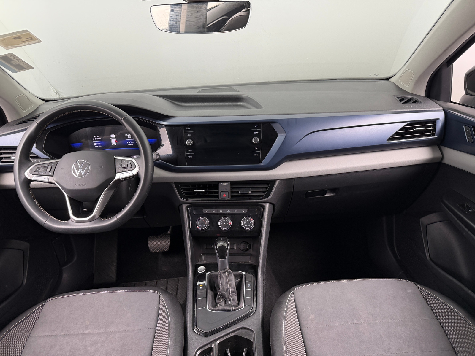 Thumbnail: 2023 Volkswagen Taos - 3