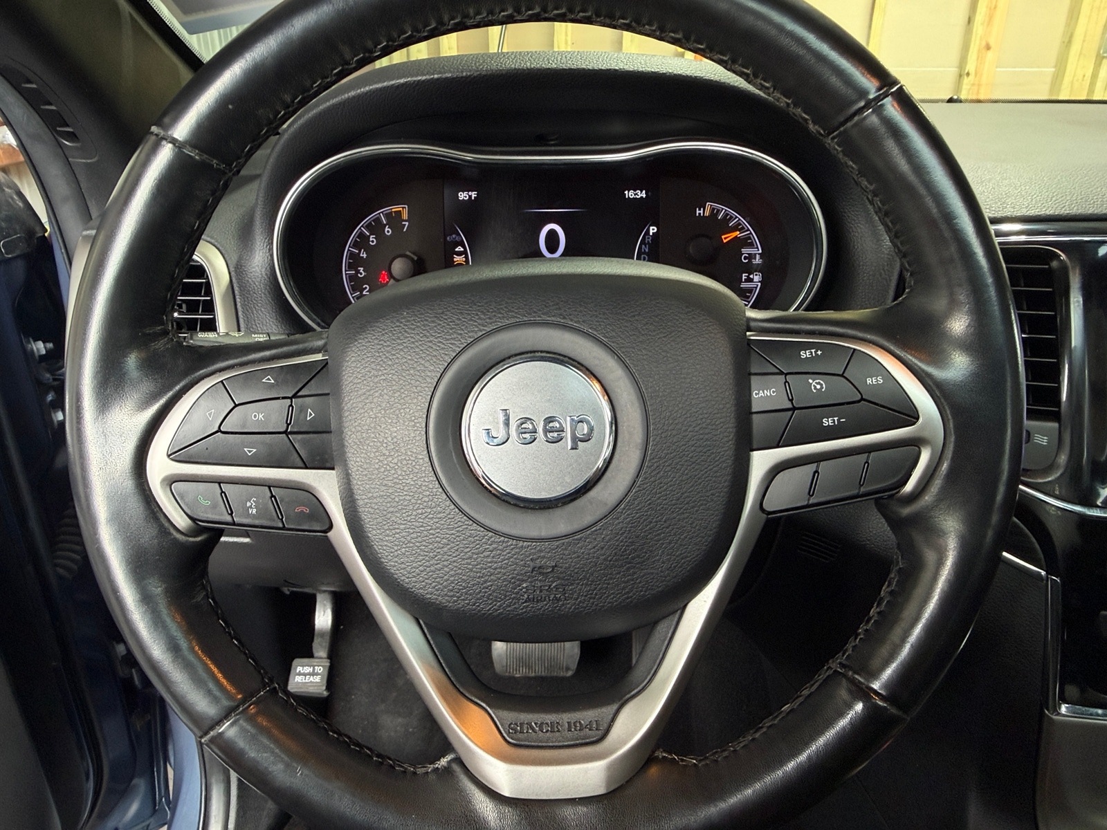 Thumbnail: 2020 Jeep Grand Cherokee - 4