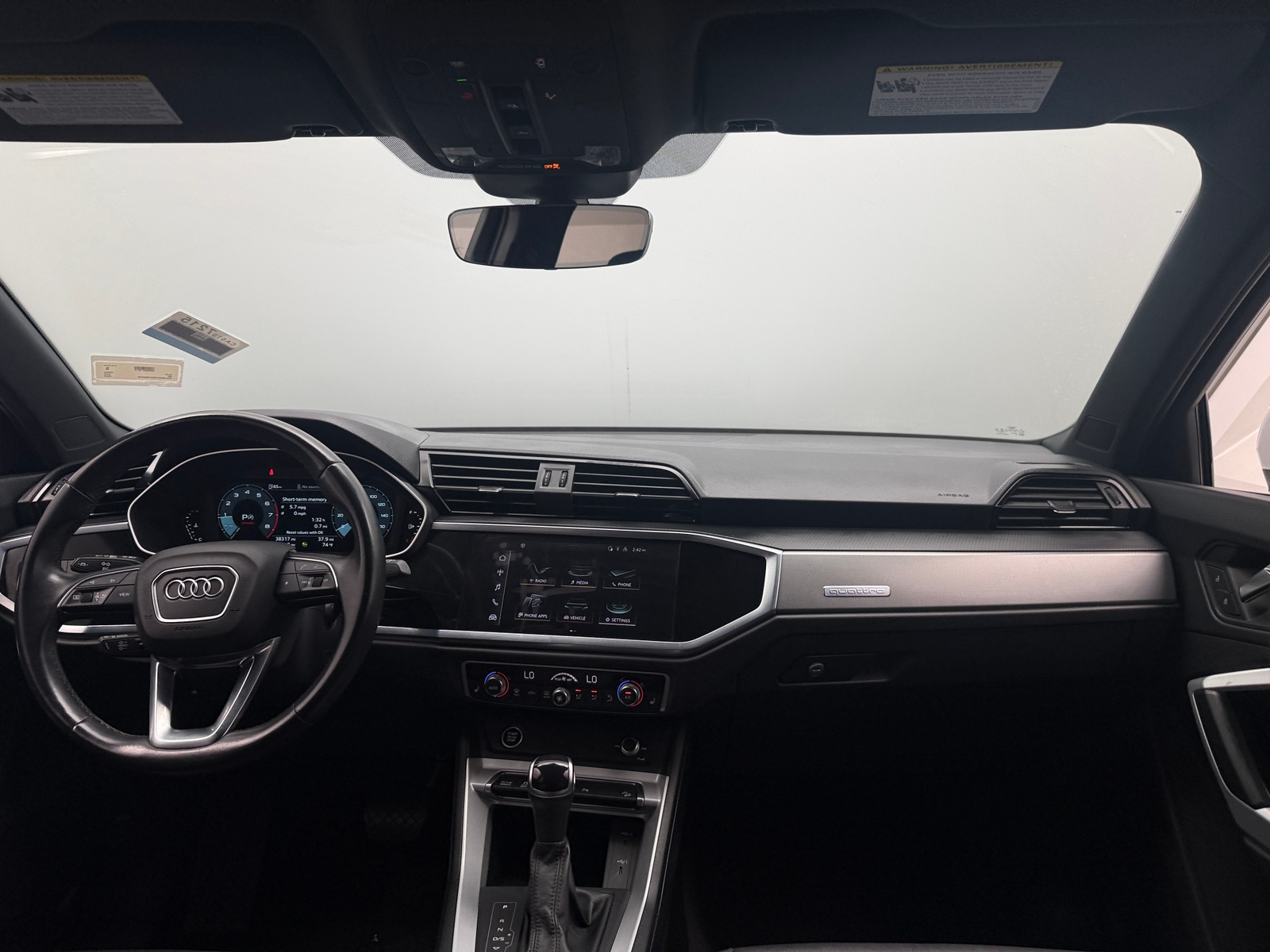 Thumbnail: 2022 Audi Q3 - 2