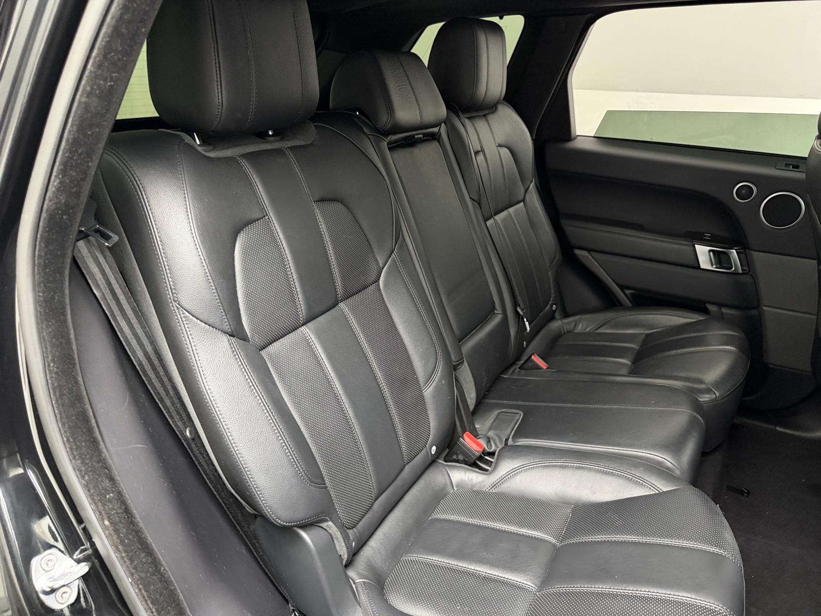Thumbnail: 2016 Land Rover Range Rover Sport - 5