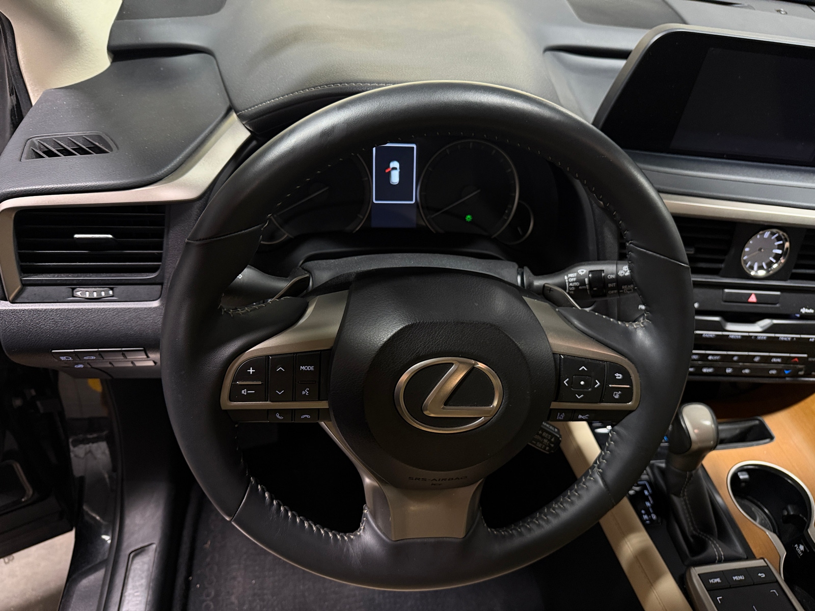 Thumbnail: 2021 Lexus RX - 4