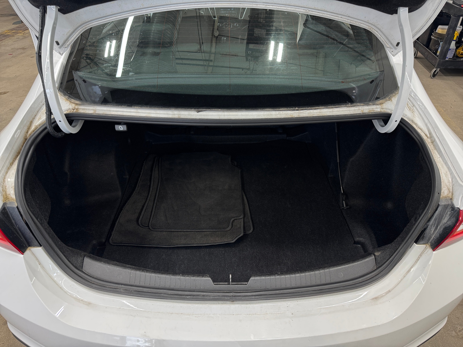 Thumbnail: 2016 Chevrolet Malibu - 7