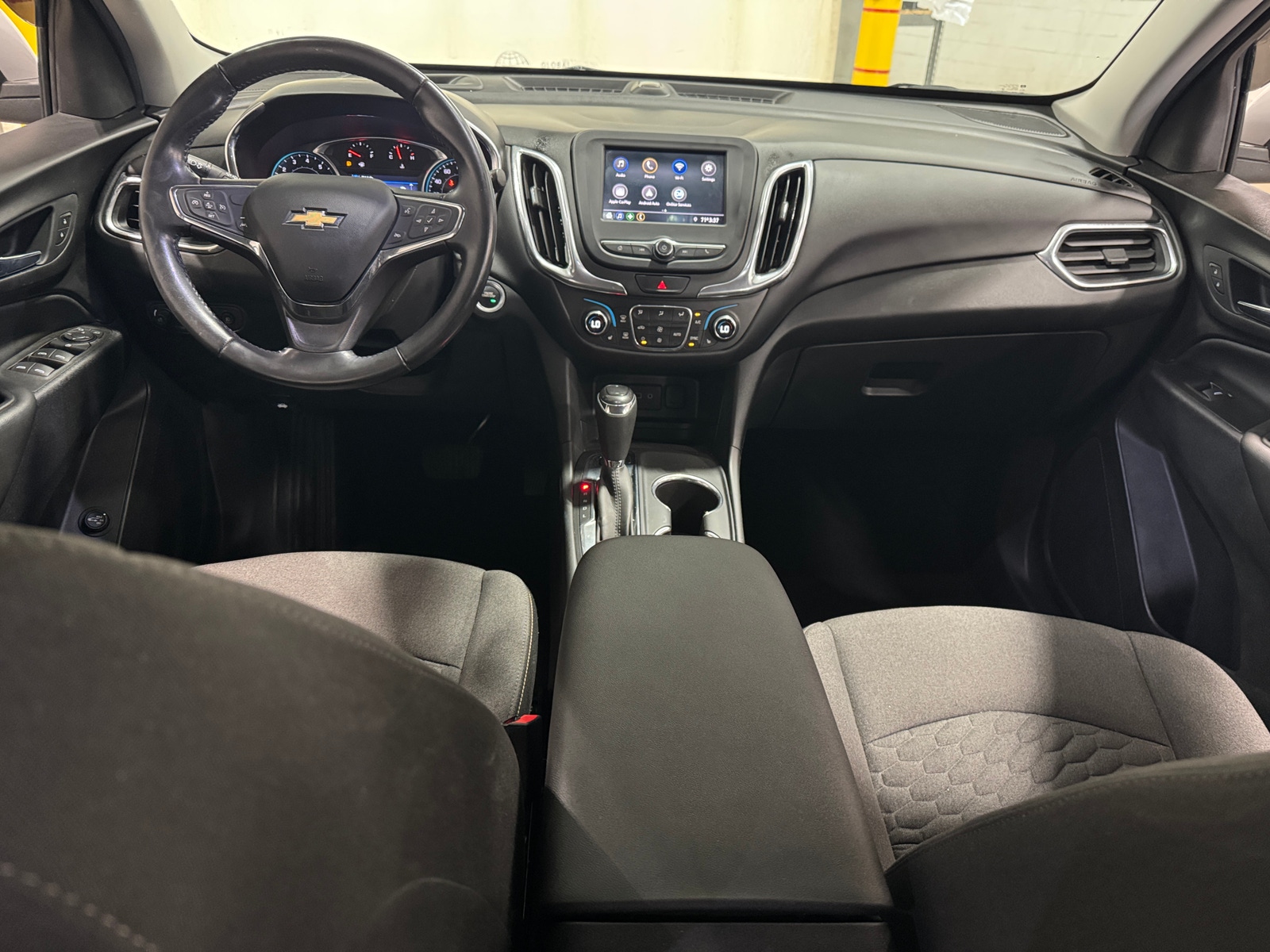 Thumbnail: 2021 Chevrolet Equinox - 3