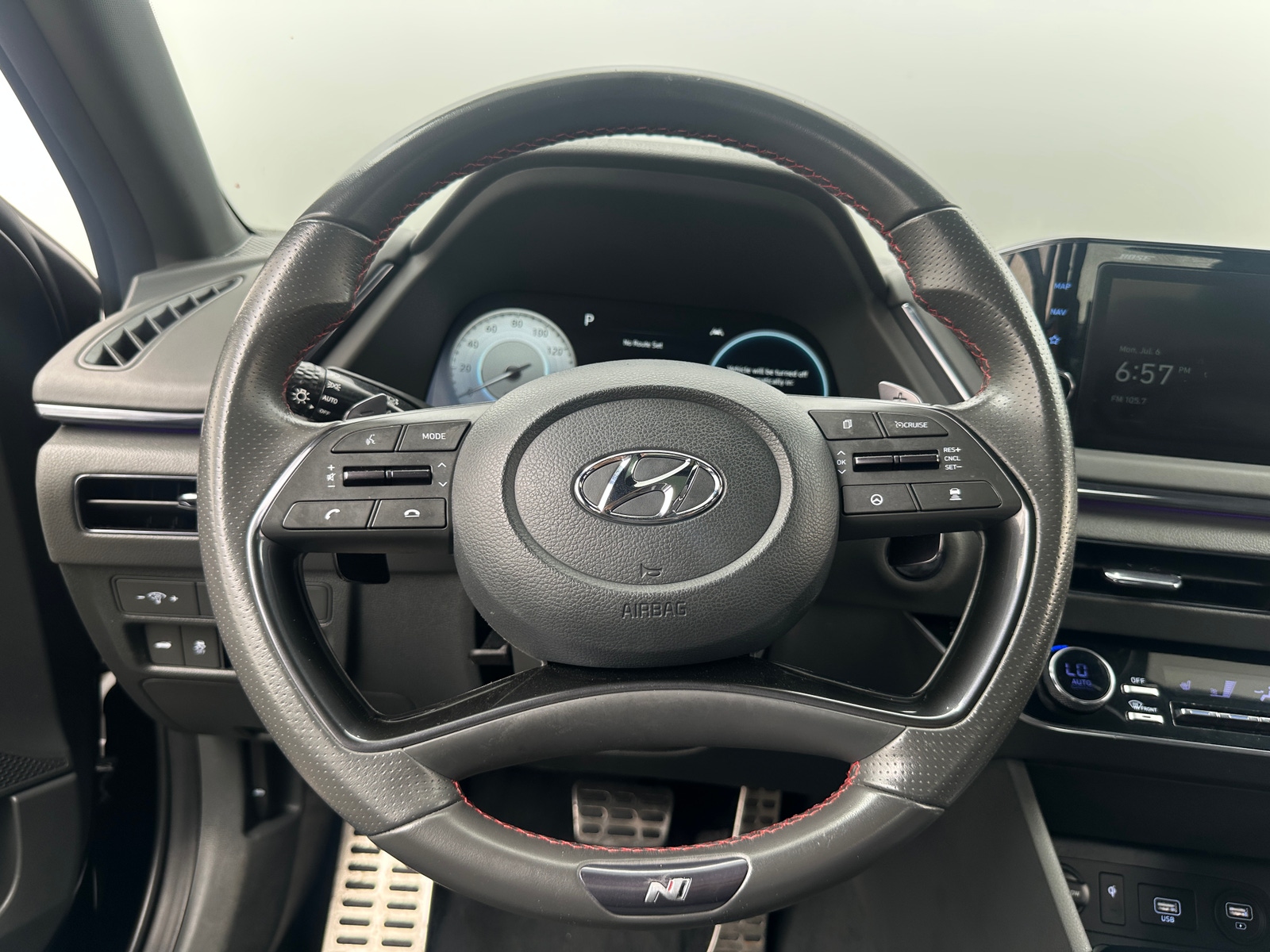 Thumbnail: 2023 Hyundai Sonata - 4