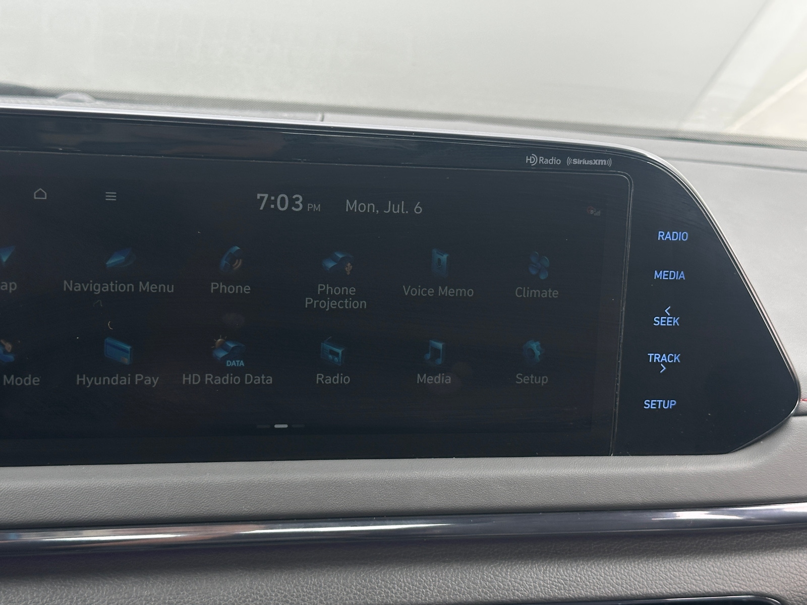 Thumbnail: 2023 Hyundai Sonata - 3