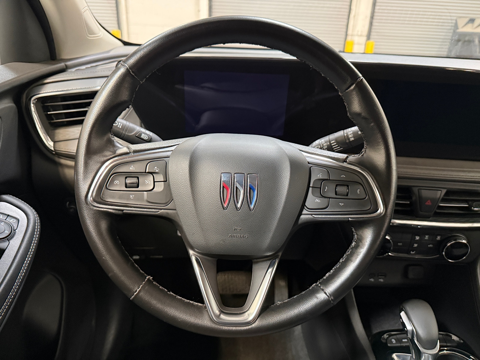 Thumbnail: 2025 Buick Encore GX - 4