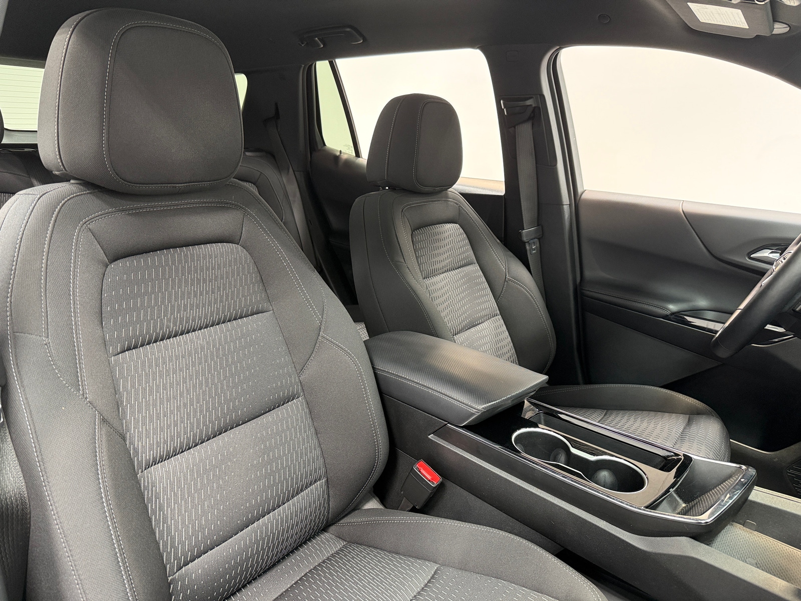 Thumbnail: 2025 Chevrolet Equinox - 2