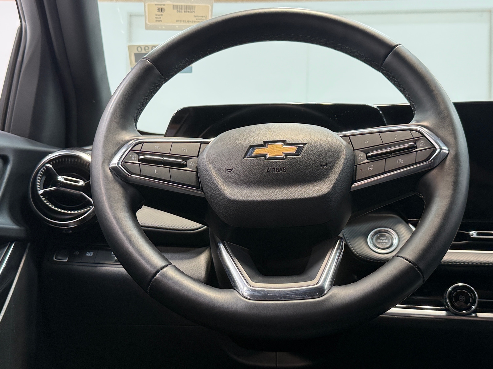 Thumbnail: 2025 Chevrolet Equinox - 5