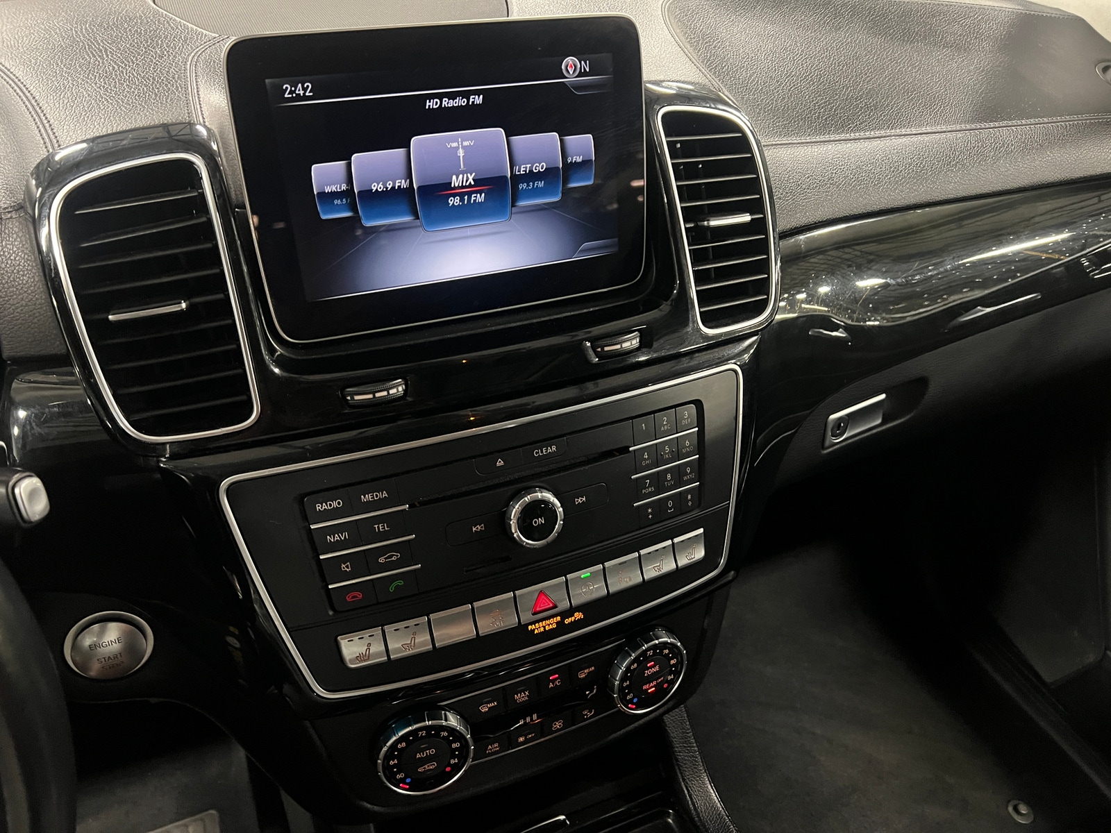 Thumbnail: 2018 Mercedes-Benz GLS - 3