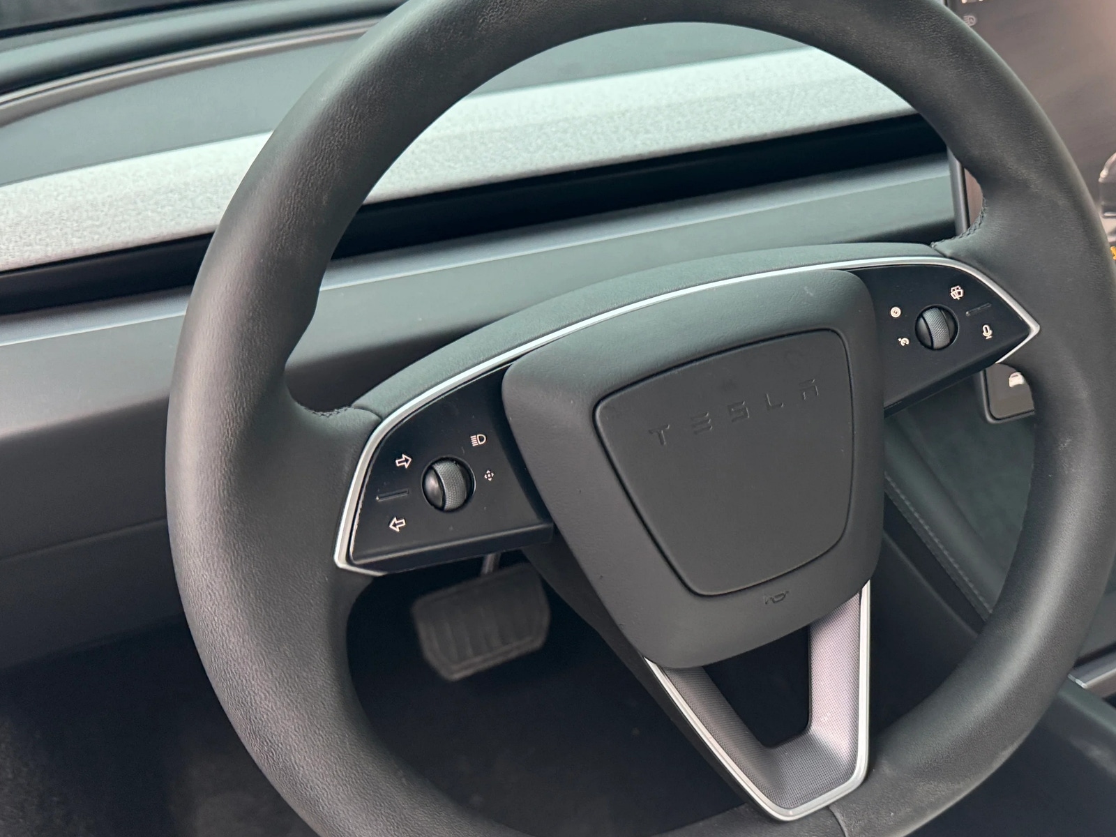 Thumbnail: 2025 Tesla Model 3 - 4