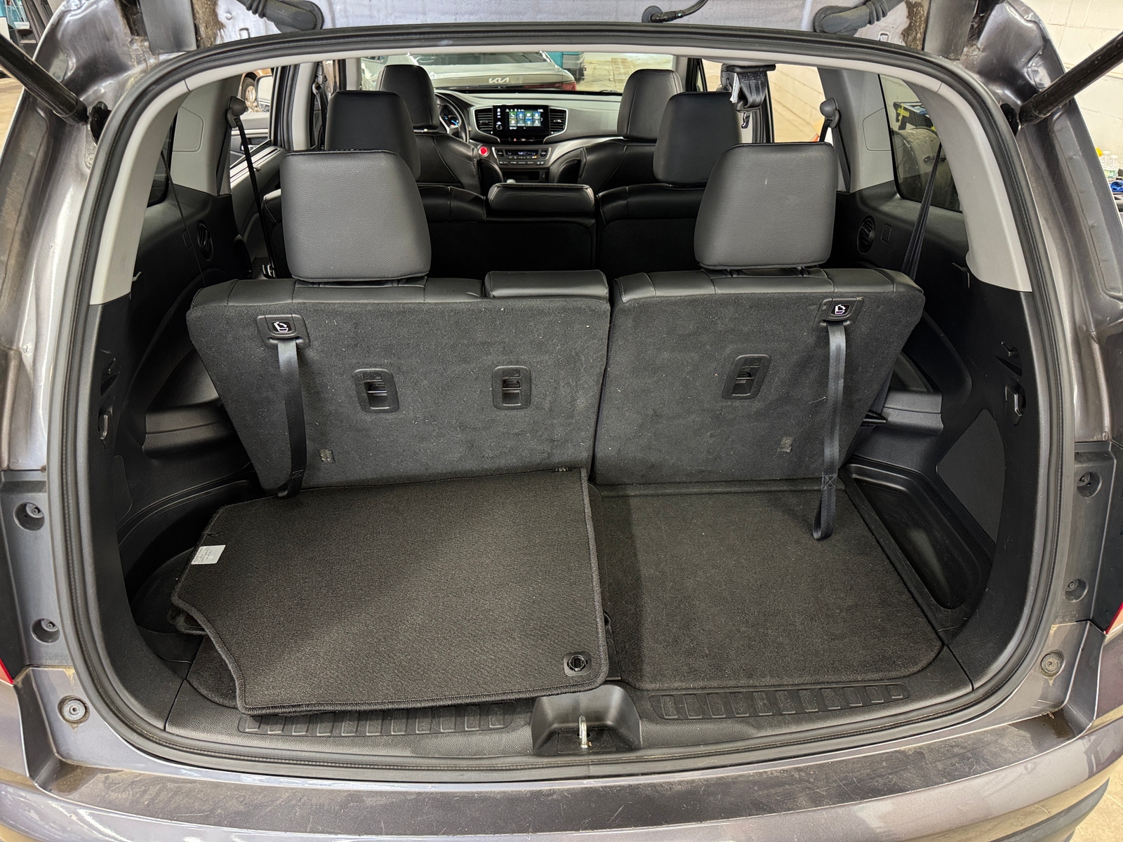 Thumbnail: 2019 Honda Pilot - 6